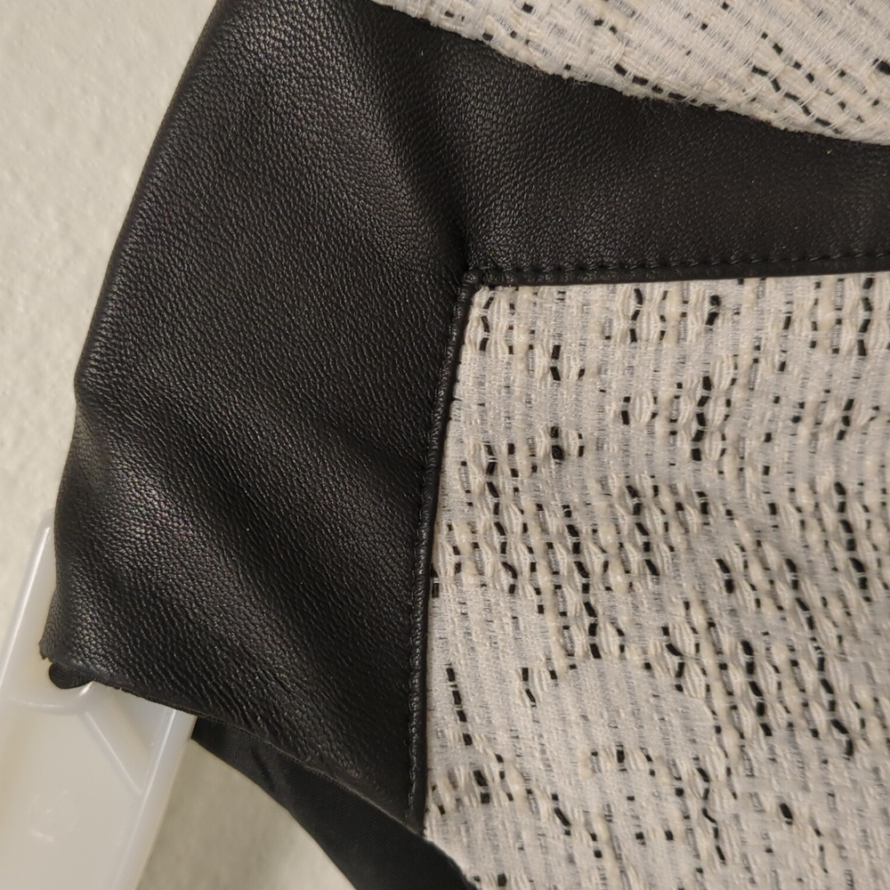 the Ricochet Klee Dress - Full Rear Zip - Flirty & Work Appropriate - Academia - Picture 15 of 16